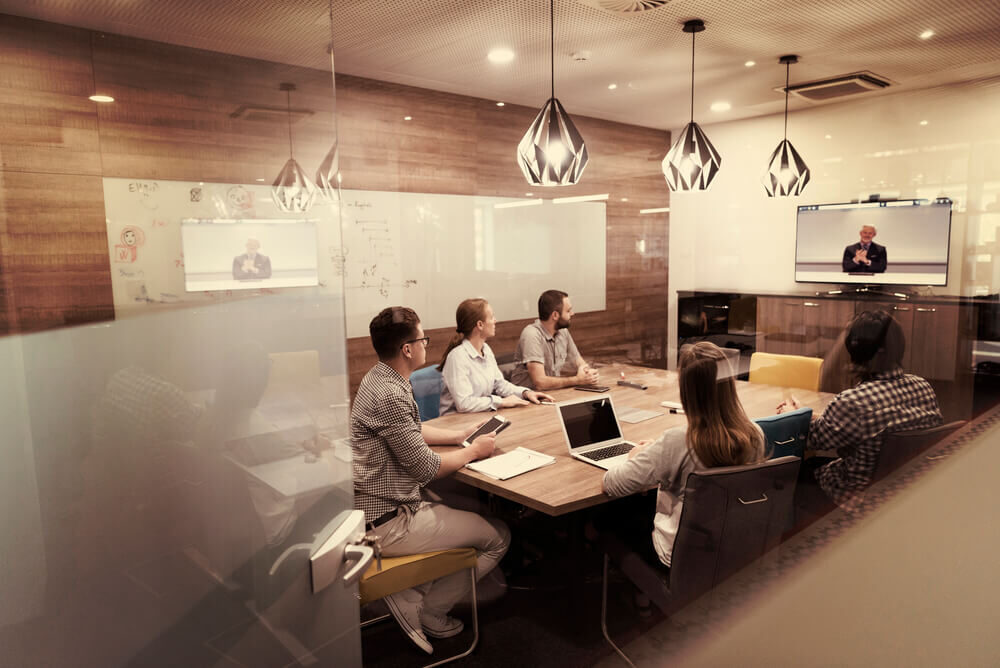 Why Meetings Should Be Gadget-Free